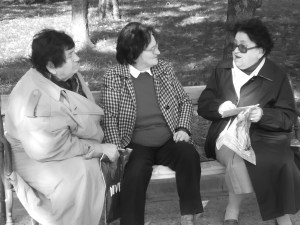 three ladies gratsy. stockxchng