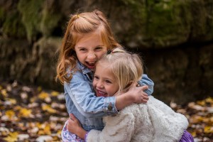 children-hugging-pexels-free-pixabay